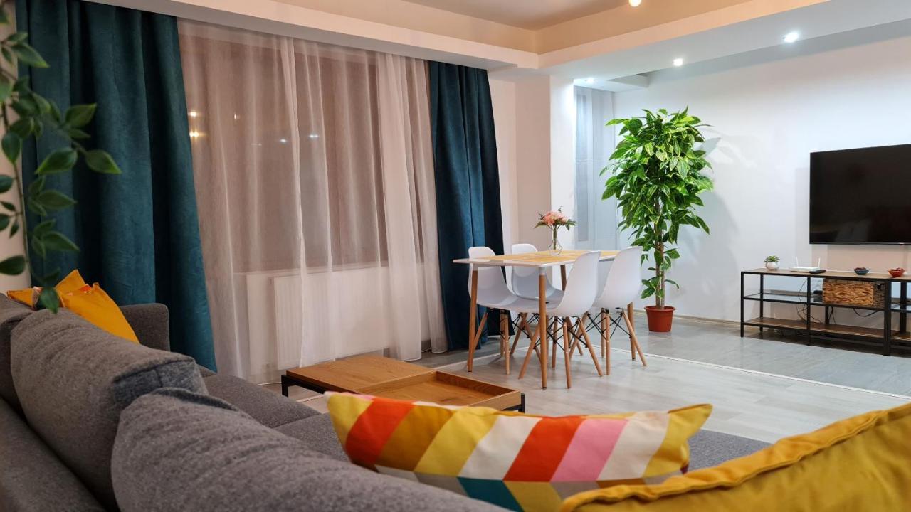 Zander Home Apartment Buşteni 外观 照片