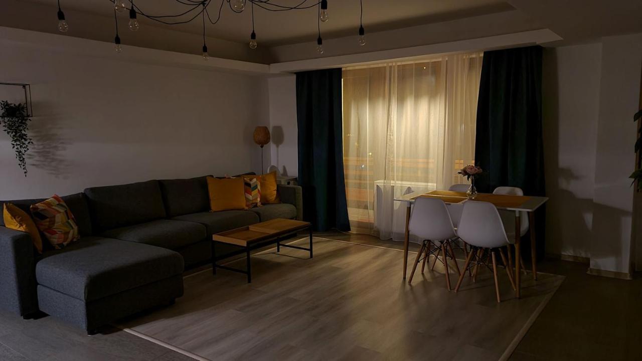 Zander Home Apartment Buşteni 外观 照片